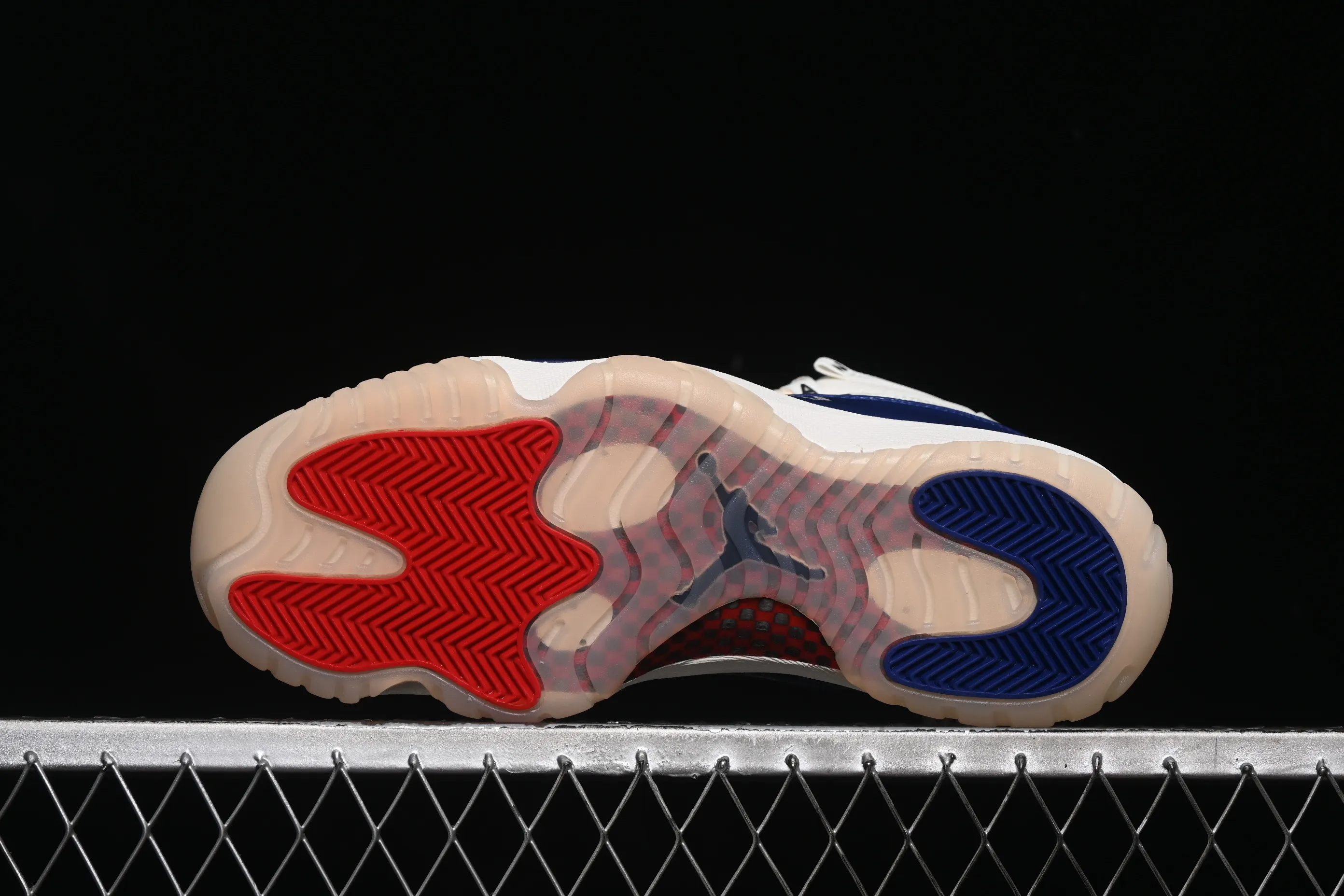 All Categories Air Jordan Jordan Series Basketball Shoes Air Jordan 11 Air Jordan 11 Retro "Rare Air" AJ11 Joe 11 Royal Blue Real Standard Real Carbon High Top Basketball Shoes IH0296-400